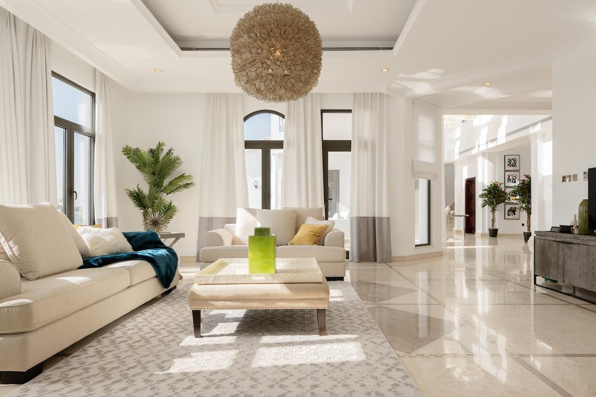 Villa on Beach with Private Pool The Palm Jumeirah
