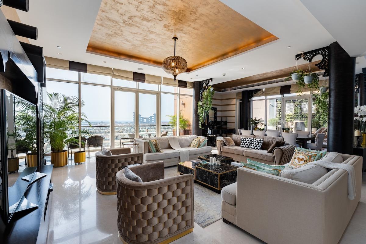 4BR+M Palm Penthouse /Atlantis Vw & Beach Access - 4