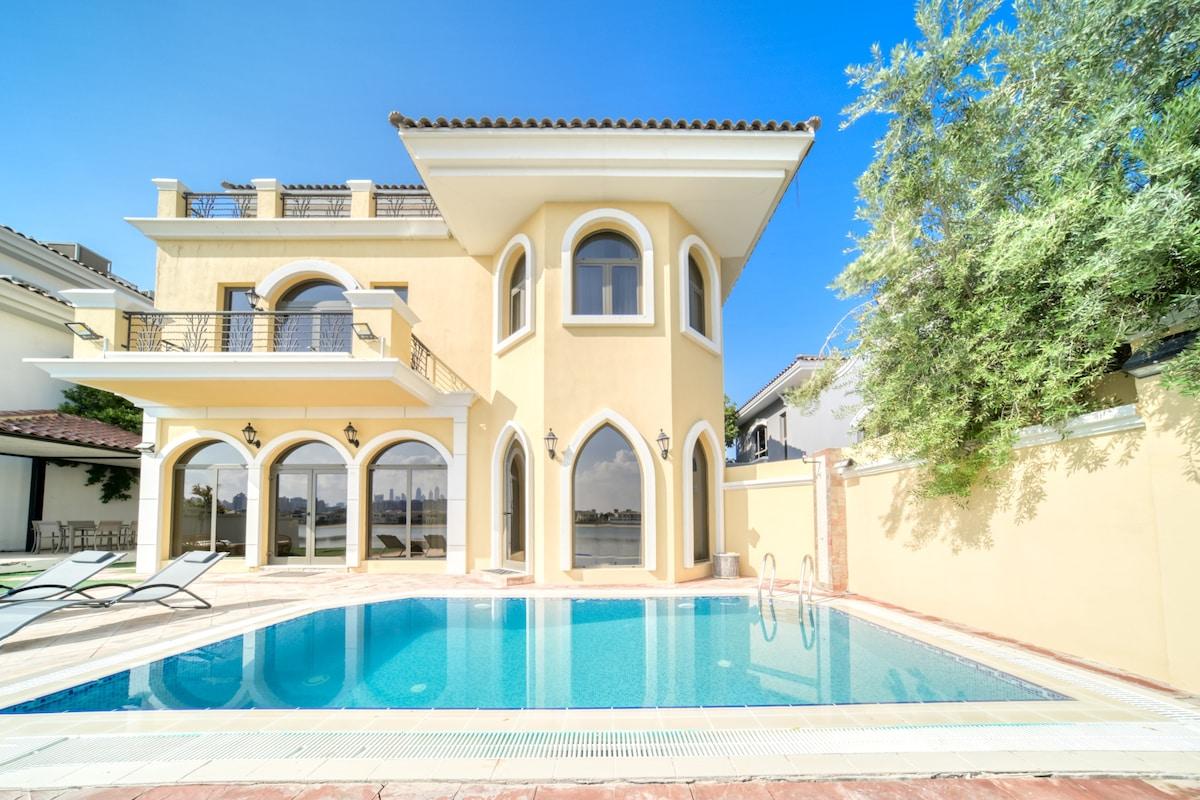 Exclusive 6BR Palm Villa w/ Private Pool and Beach - 2