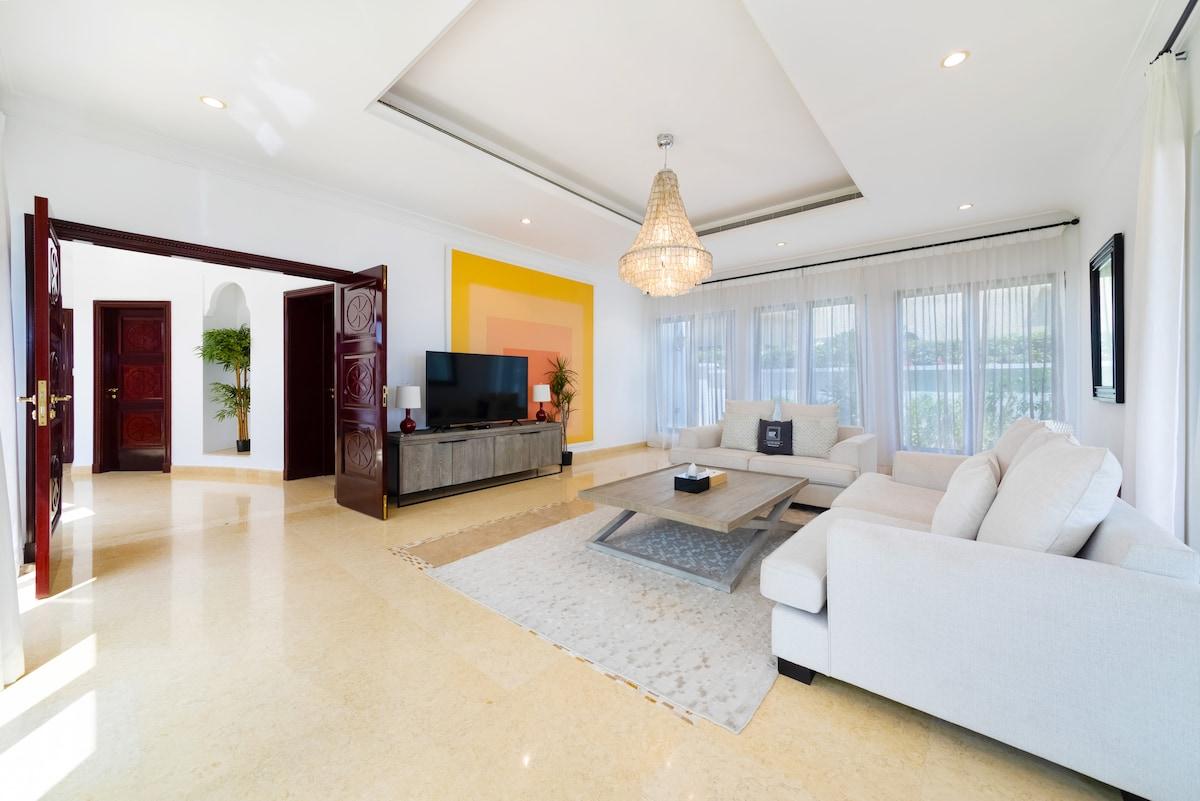 5* Villa with Private Pool/Beach on Palm Jumeirah - 3