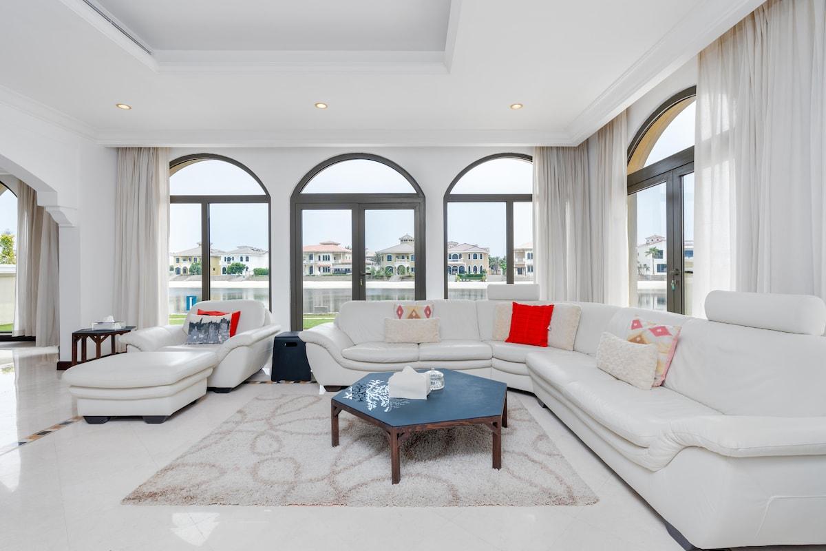 Exclusive 4BR Villa w/ Private Pool & Beach - 3