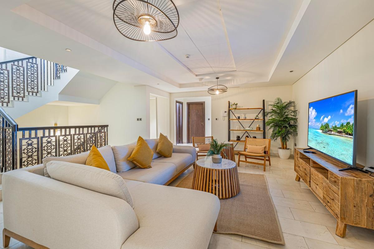 7 BDR Luxury Villa in Palm Jumeirah - 4