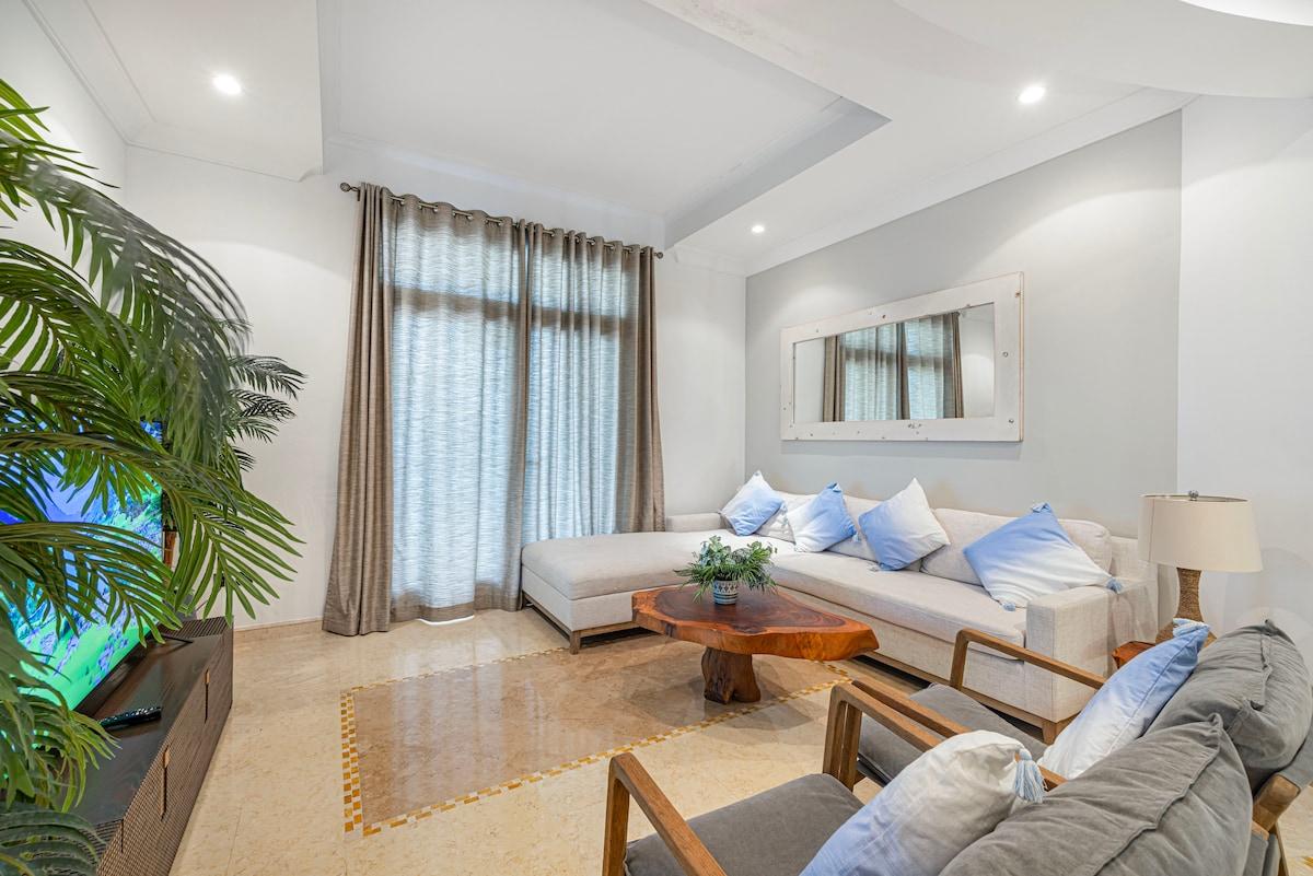Sea view 6 BDR luxury villa maid and driver room - 4