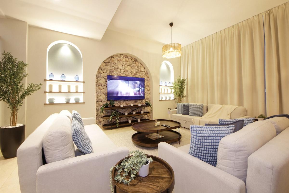 Breathtaking Villa w/ Roof Garden and Beach access - 4