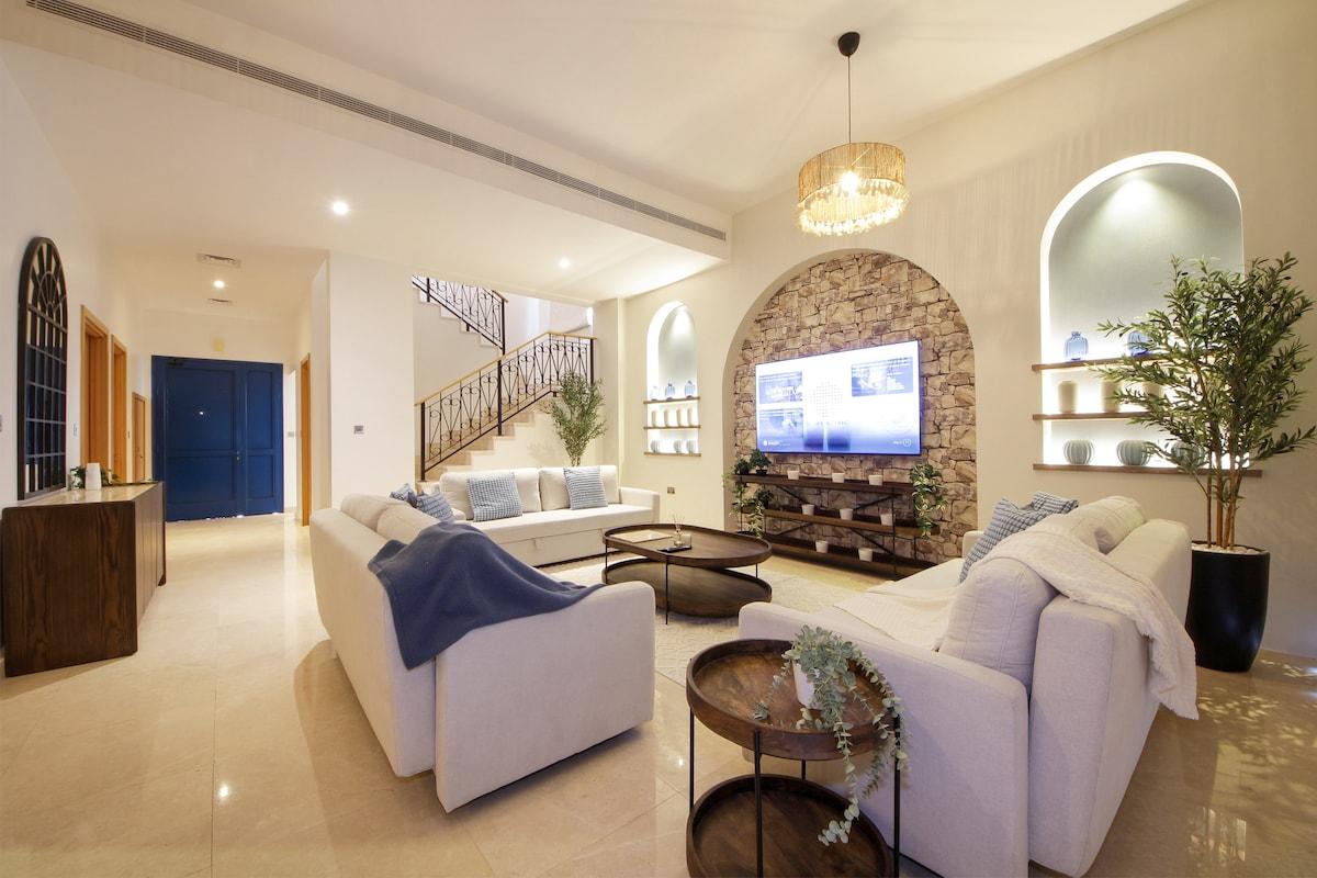 Breathtaking Villa w/ Roof Garden and Beach access - 3