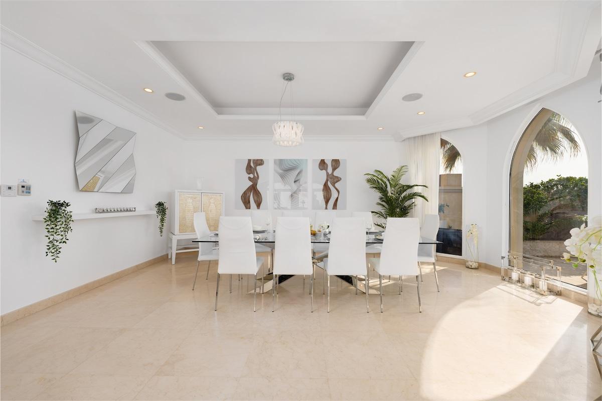 Ultra-Luxury Villa w/ Private Pool & Beach on Palm - 4